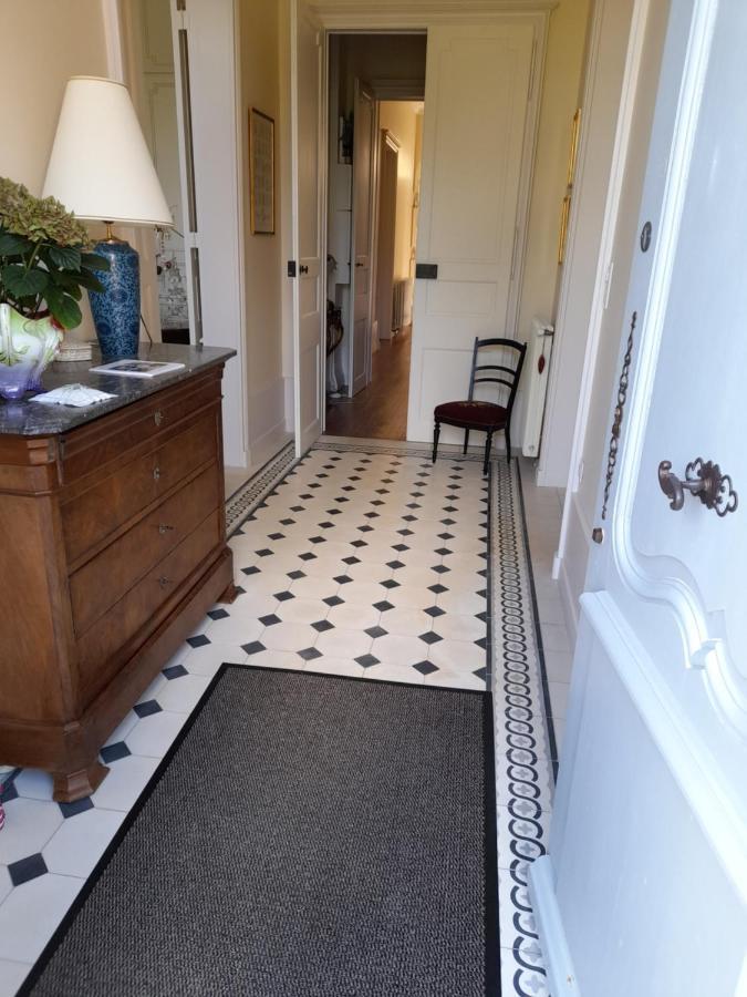 Le Jardin Des Anges Bed & Breakfast Saint-Jean-d'Angely Exterior photo