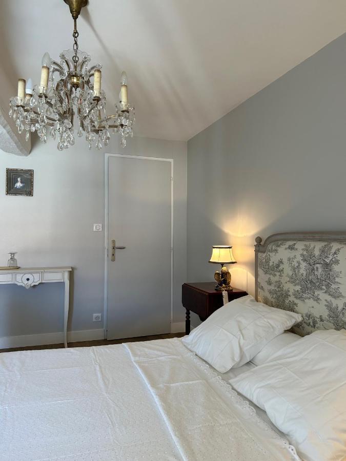 Le Jardin Des Anges Bed & Breakfast Saint-Jean-d'Angely Exterior photo