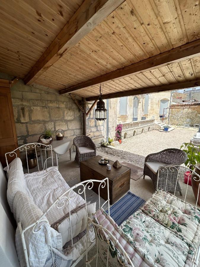 Le Jardin Des Anges Bed & Breakfast Saint-Jean-d'Angely Exterior photo