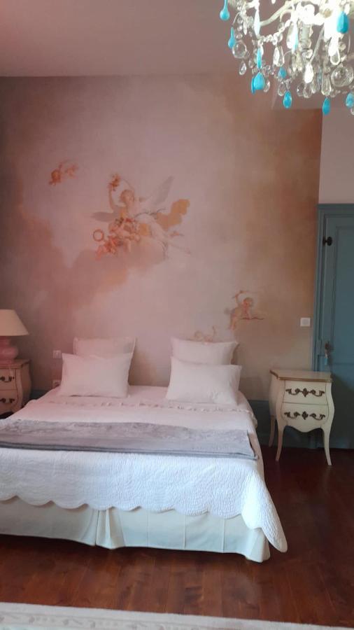 Le Jardin Des Anges Bed & Breakfast Saint-Jean-d'Angely Exterior photo
